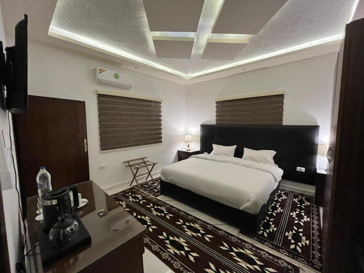 Mansi Residence วาดี มูซา ภายนอก รูปภาพ